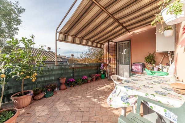 appartamento in vendita a Roma in zona Selva Candida