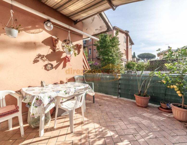 appartamento in vendita a Roma in zona Selva Candida