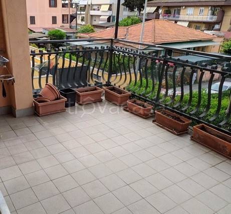 appartamento in vendita a Roma in zona Acilia