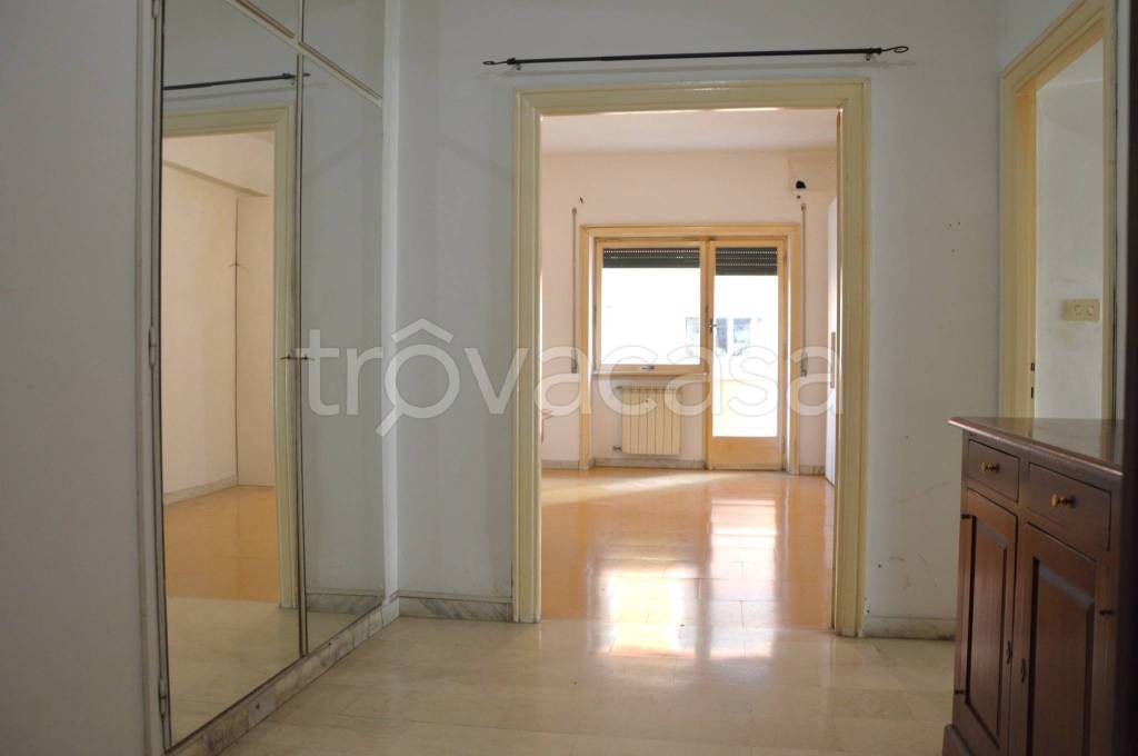 appartamento in vendita a Roma in zona Portuense