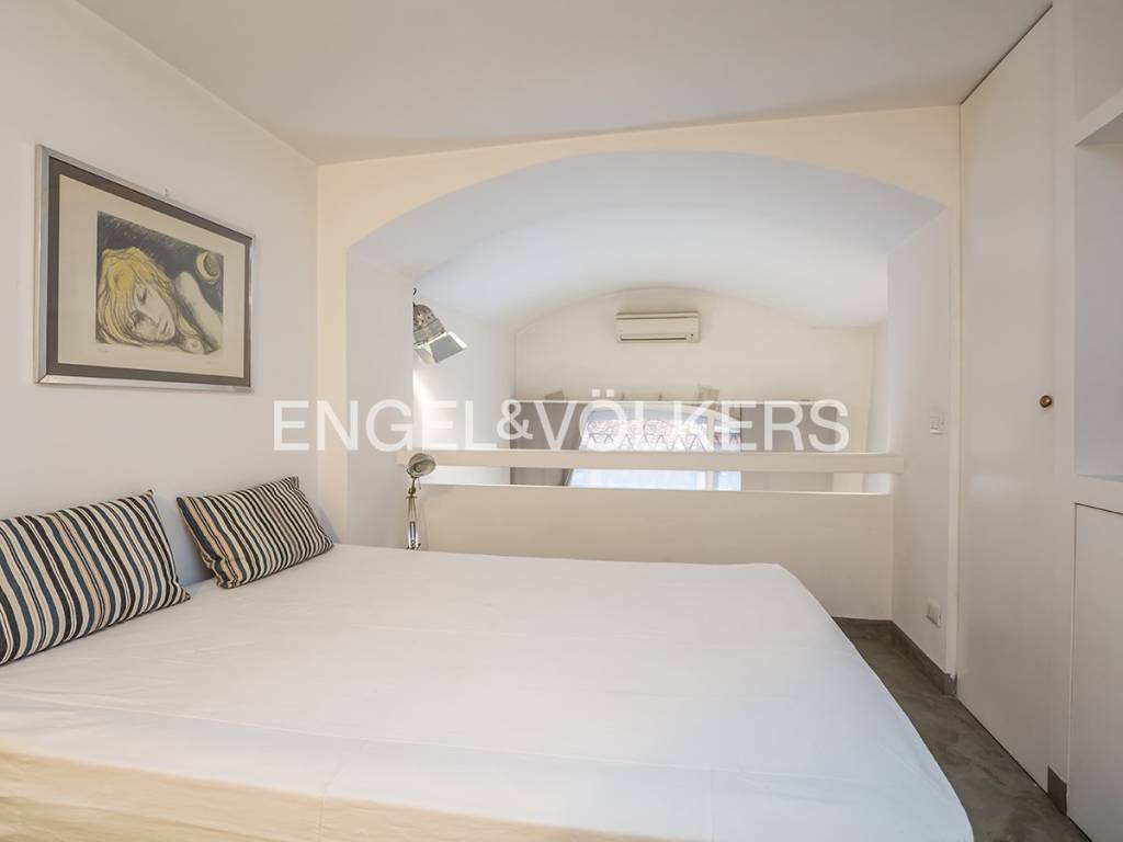 appartamento in vendita a Roma in zona Parione/Sant'Eustachio