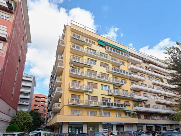 appartamento in vendita a Roma in zona Portuense
