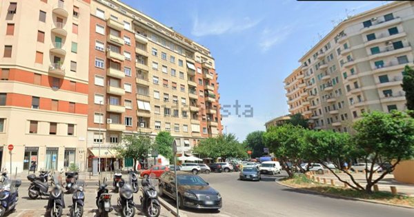 appartamento in vendita a Roma in zona Nomentano