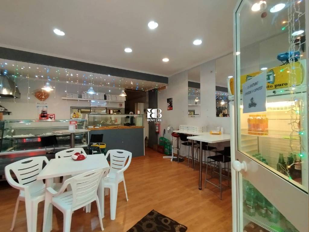 negozio in vendita a Roma in zona Ostia