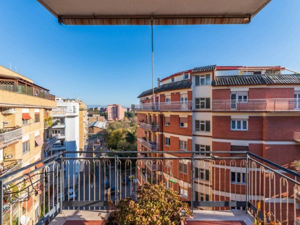 appartamento in vendita a Roma in zona Collatino
