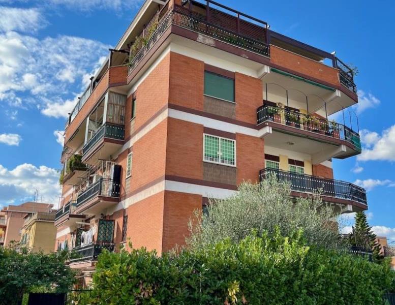 appartamento in vendita a Roma in zona La Pisana