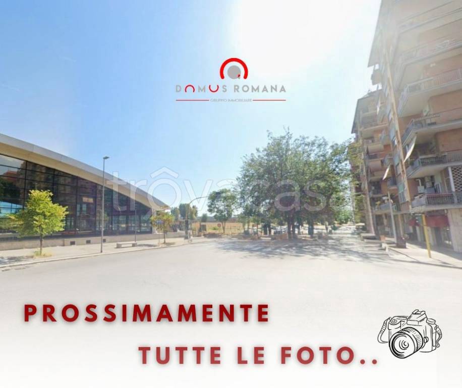 appartamento in vendita a Roma in zona Prenestino-Labicano