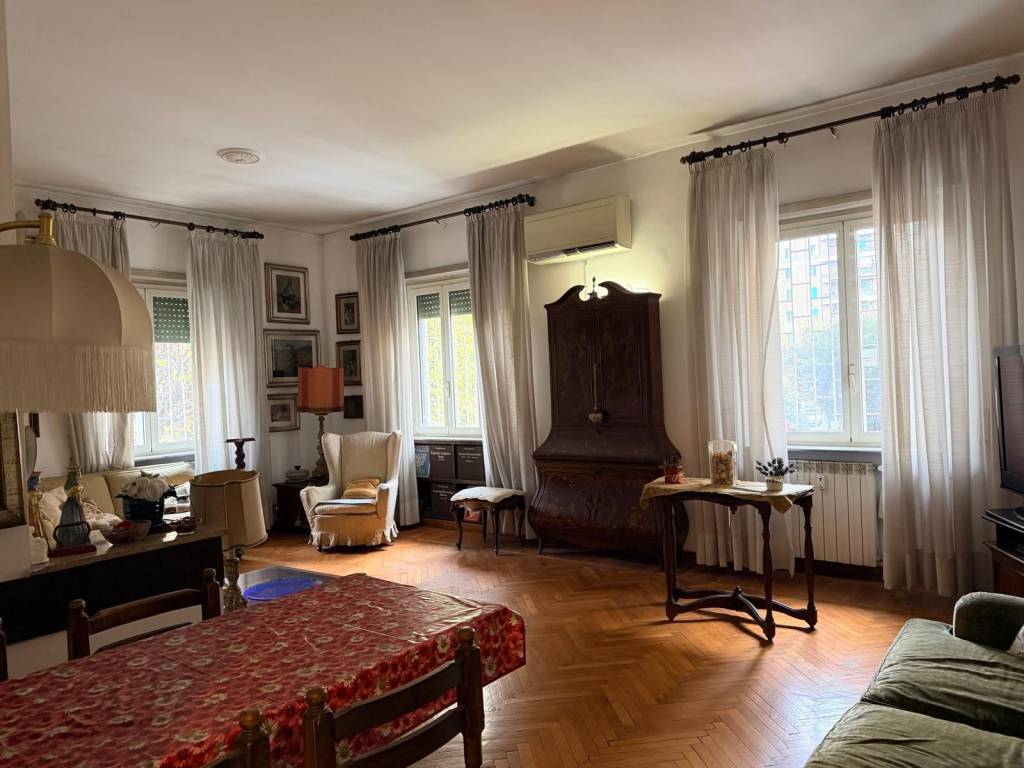 appartamento in vendita a Roma in zona Della Vittoria