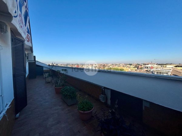 appartamento in vendita a Roma in zona Portuense