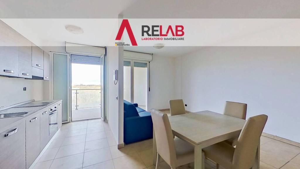 appartamento in vendita a Roma in zona Ostia