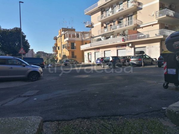 appartamento in vendita a Roma in zona Primavalle