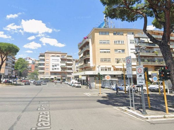 negozio in vendita a Roma in zona Aurelio