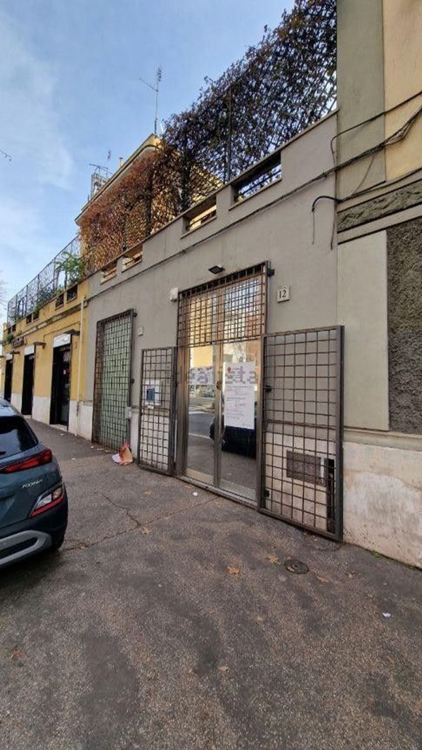 casa indipendente in vendita a Roma in zona Tuscolano