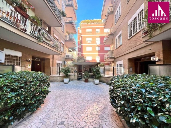 appartamento in vendita a Roma in zona Aurelio