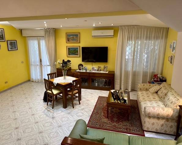 appartamento in vendita a Roma in zona Torre Maura