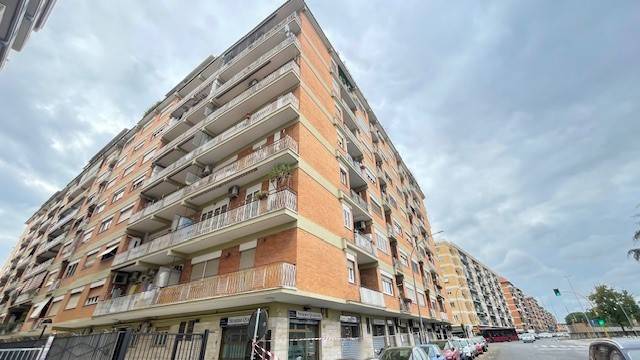 appartamento in vendita a Roma in zona Prenestino-Centocelle