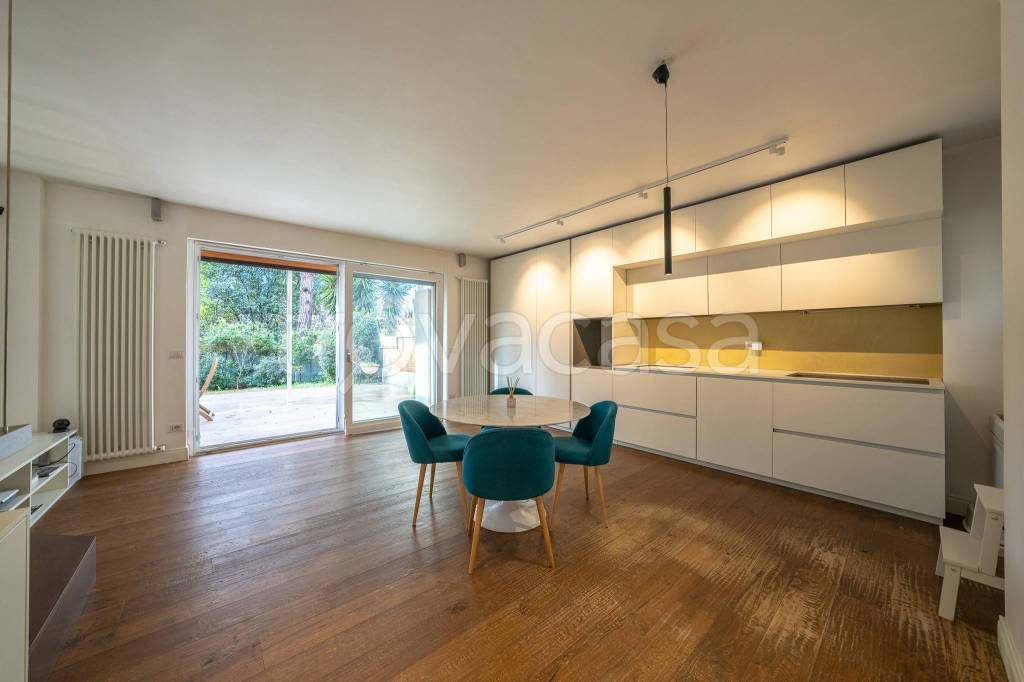 casa indipendente in vendita a Roma in zona Della Vittoria