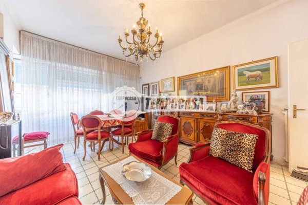 appartamento in vendita a Roma in zona Ostiense