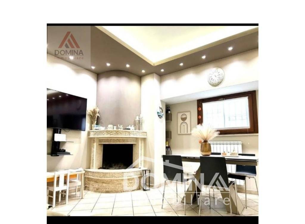 casa indipendente in vendita a Roma in zona Lunghezza