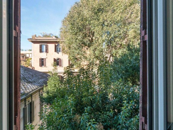 appartamento in vendita a Roma in zona Celio