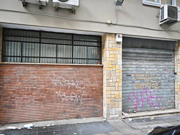 negozio in vendita a Roma in zona Ardeatino
