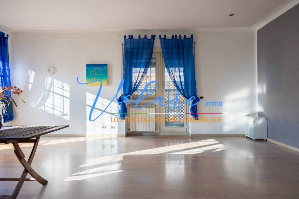 appartamento in vendita a Roma in zona Gianicolense