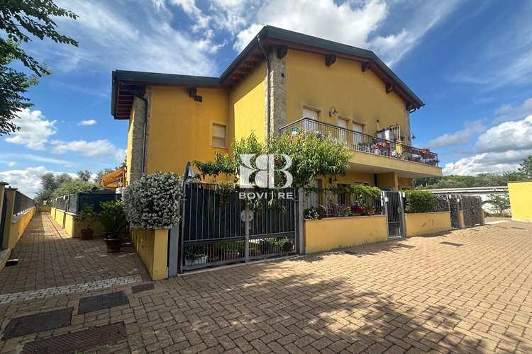 appartamento in vendita a Roma in zona Settecamini