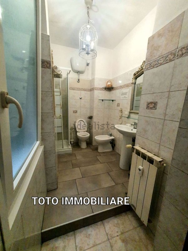 appartamento in vendita a Roma in zona Esquilino