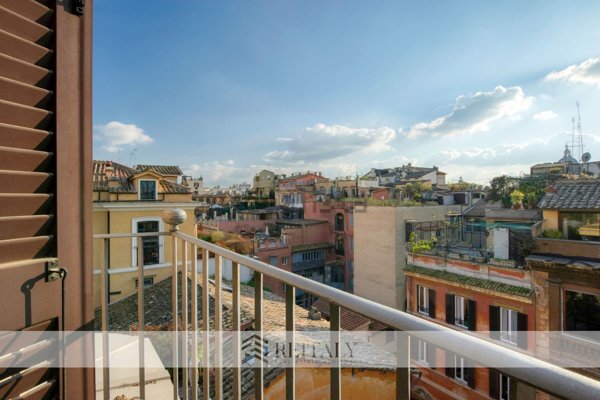 appartamento in vendita a Roma in zona Campo Marzio