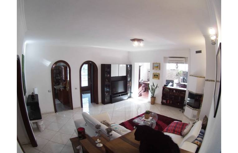 casa indipendente in vendita a Roma in zona Finocchio