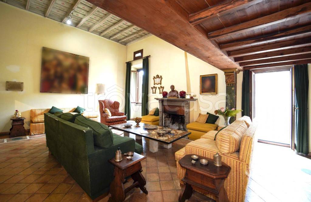 appartamento in vendita a Roma in zona Parione/Sant'Eustachio