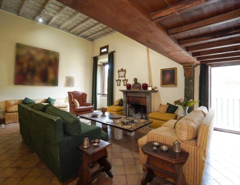 appartamento in vendita a Roma in zona Parione/Sant'Eustachio