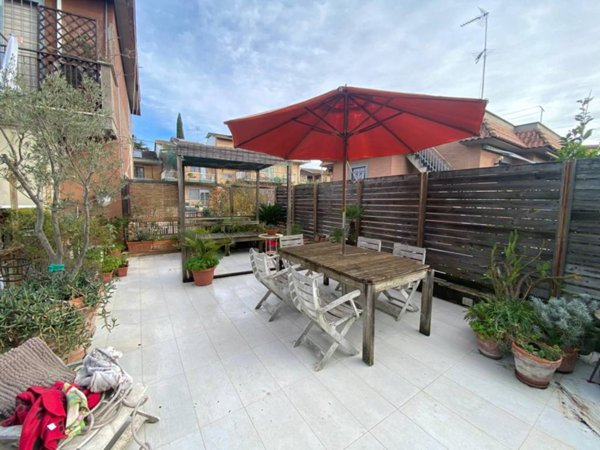 appartamento in vendita a Roma in zona Vitinia