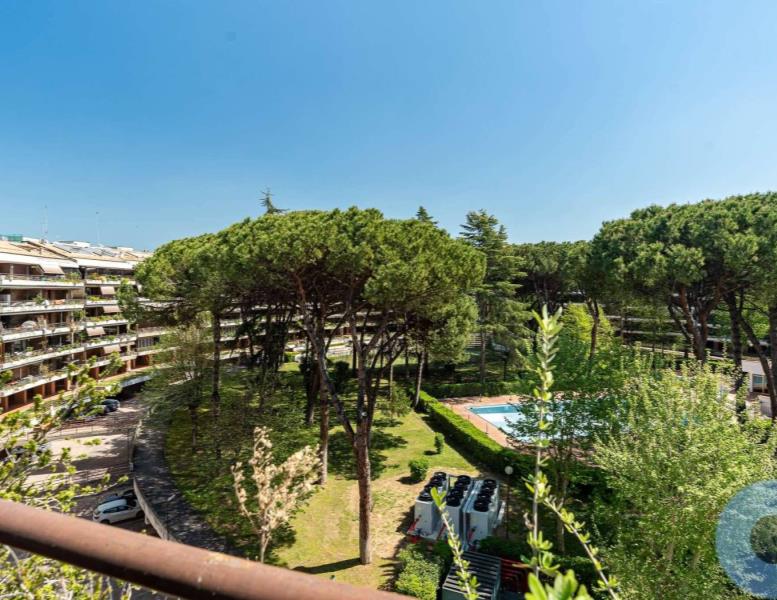 appartamento in vendita a Roma in zona EUR