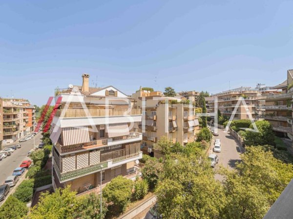 appartamento in vendita a Roma in zona Monte Sacro/Talenti
