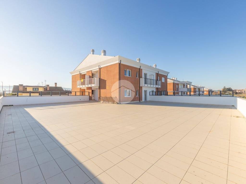 appartamento in vendita a Roma in zona Castelverde
