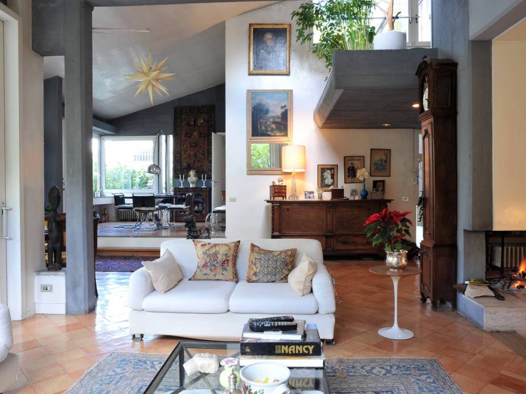 casa indipendente in vendita a Roma