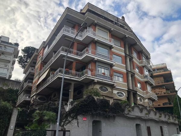 monolocale in vendita a Roma in zona Tomba di Nerone