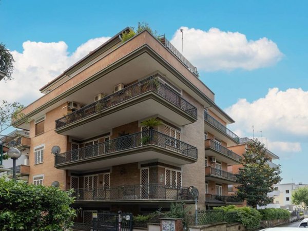 appartamento in vendita a Roma in zona Monte Sacro/Talenti