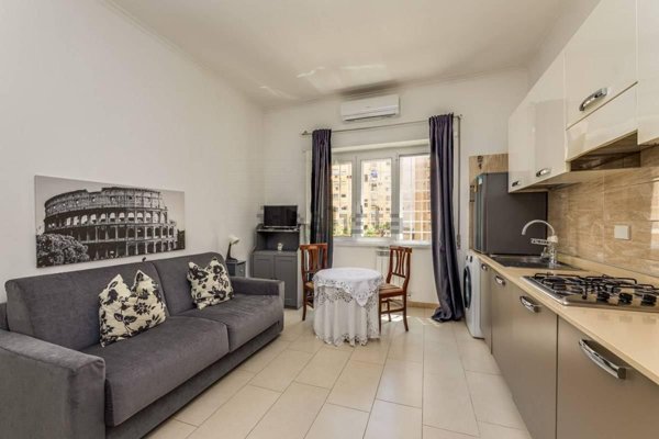 appartamento in vendita a Roma in zona Portuense