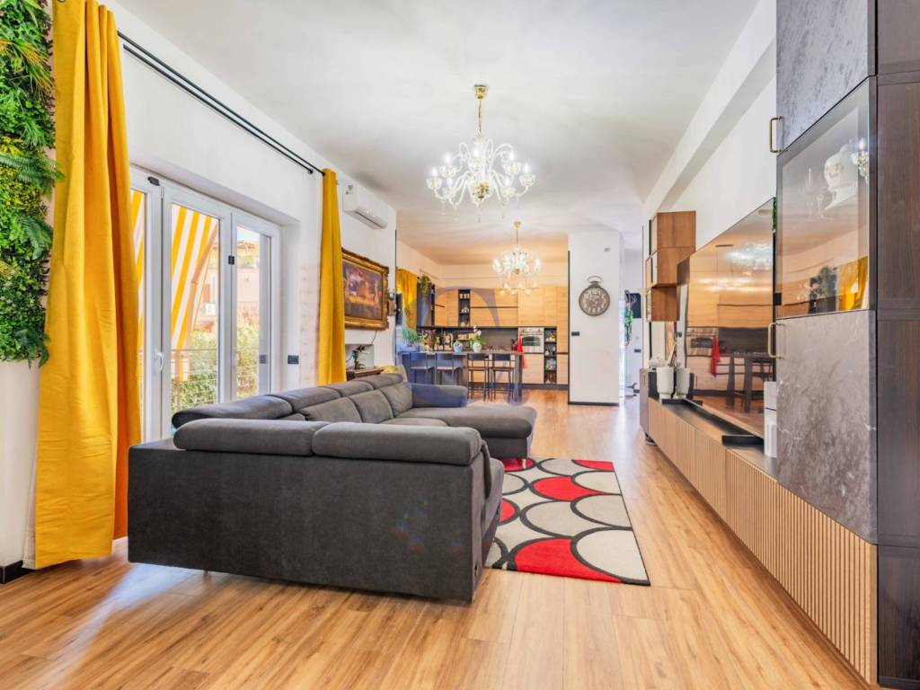 appartamento in vendita a Roma in zona Romanina