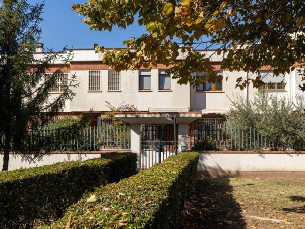 appartamento in vendita a Roma in zona Mezzocammino
