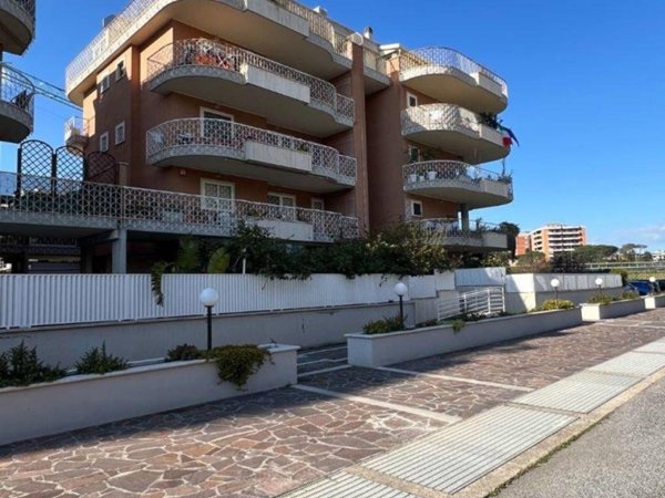 appartamento in vendita a Roma in zona Mezzocammino