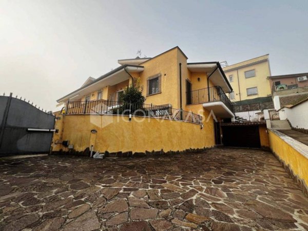 casa indipendente in vendita a Roma in zona Castelverde