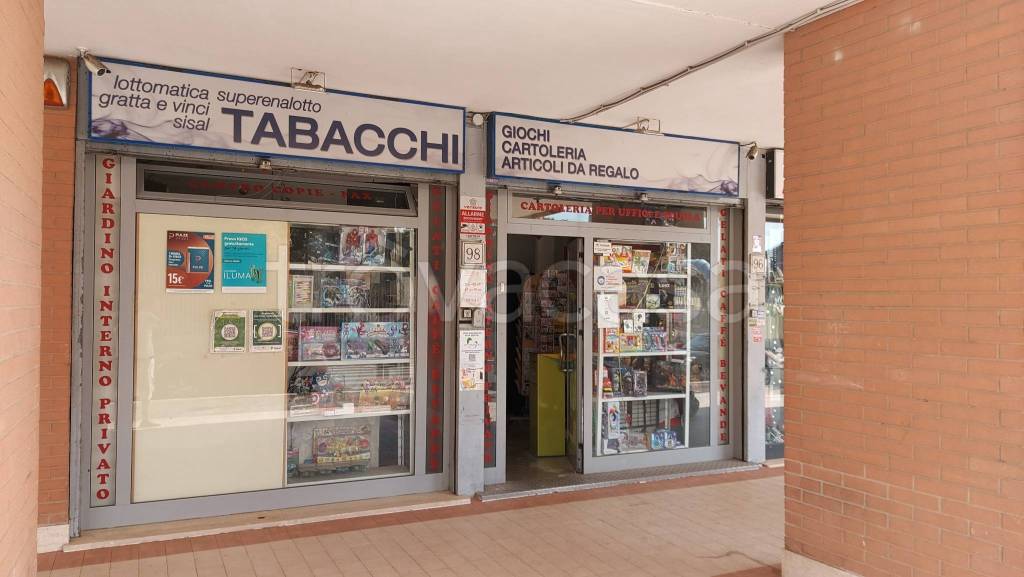 negozio in vendita a Roma in zona Aurelio