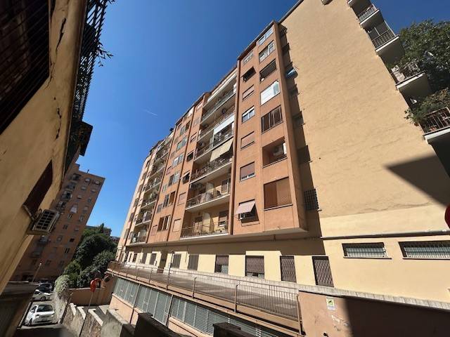appartamento in vendita a Roma in zona Ostiense