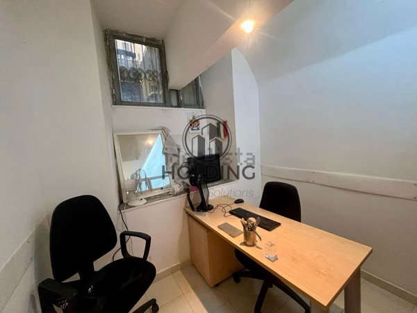 ufficio in vendita a Roma in zona Esquilino