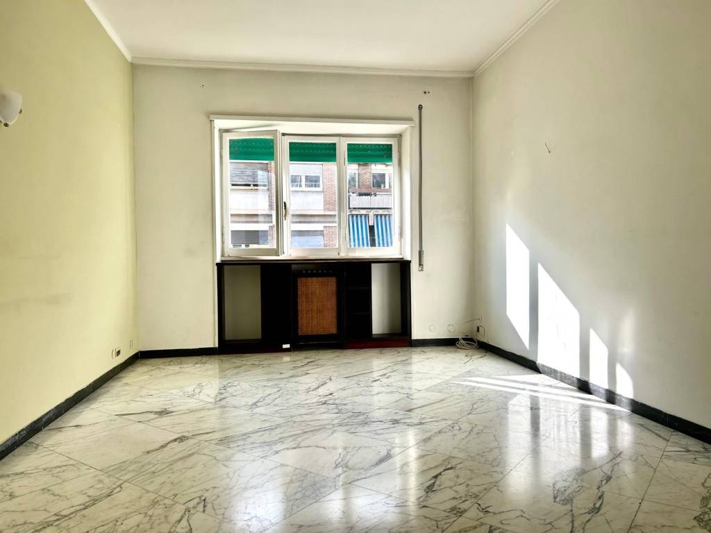 appartamento in vendita a Roma in zona Tuscolano