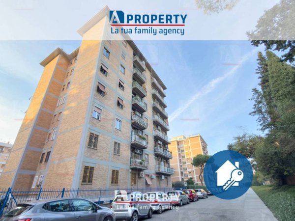 appartamento in vendita a Roma in zona Don Bosco