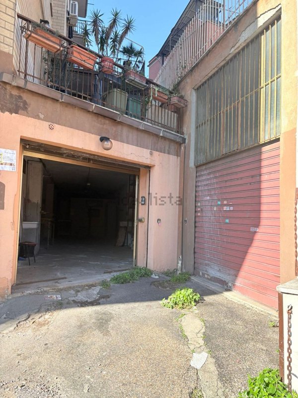 negozio in vendita a Roma in zona Fidene